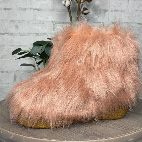 Jeffrey Campbell Shoes - Jeffrey Campbell | Pink Faux Fur Boot